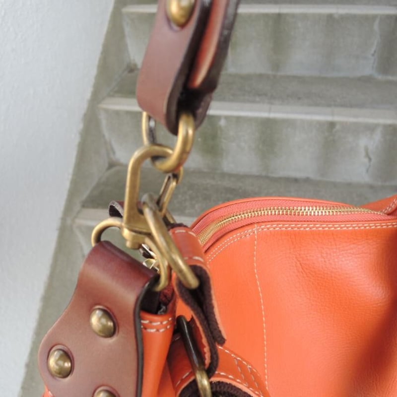 17800円☆ 2WAY ハンド ショルダー バッグ ☆やわらか牛革 17800円☆ 2WAY ハンド ショルダー バッグ ☆やわらか牛革
