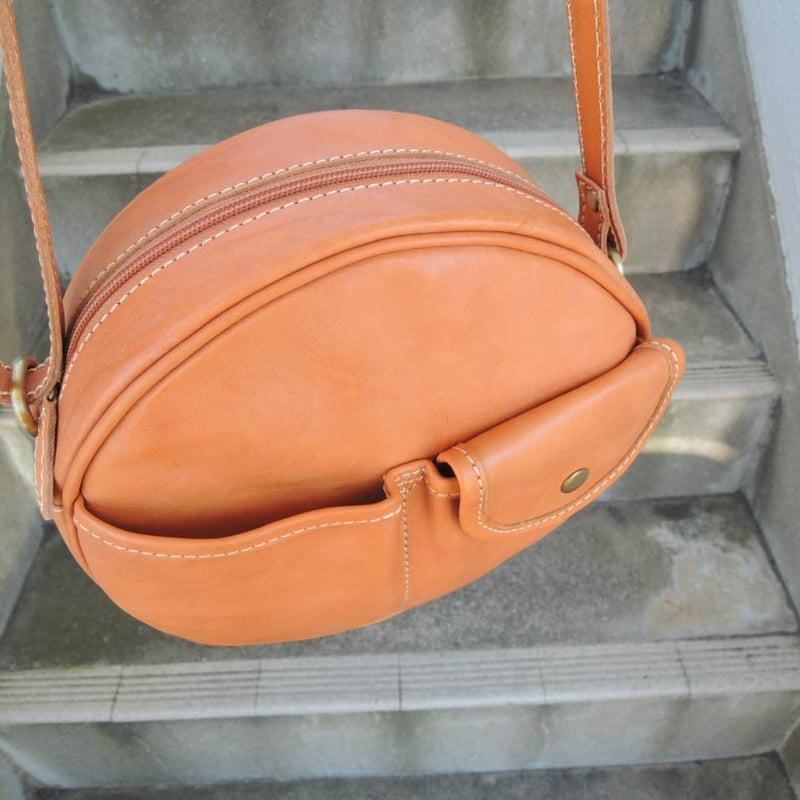 14800円 ラウンド ショルダー ワンショルダーバッグ☆牛革 | MITT 14800円 ラウンド ショルダー ワンショルダーバッグ☆牛革 | MITT