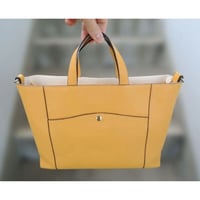 送料込☆16800円☆牛革 かぶせ 長財布 カード24枚！ | MITT