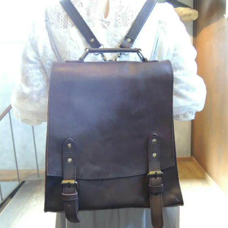 17800円☆スクエア 牛革 ショルダーバッグ リュック A4 大き目 | MITT 