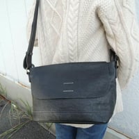 大き目 16800円☆スクエアリュック ☆A4 牛革☆ | MITT