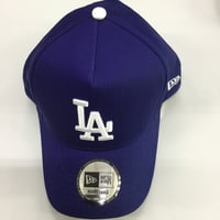 限定　ドジャースキャップ12746936ダークロイヤル