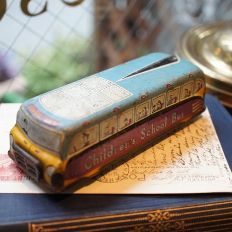 ブリキのおもちゃ | STORES