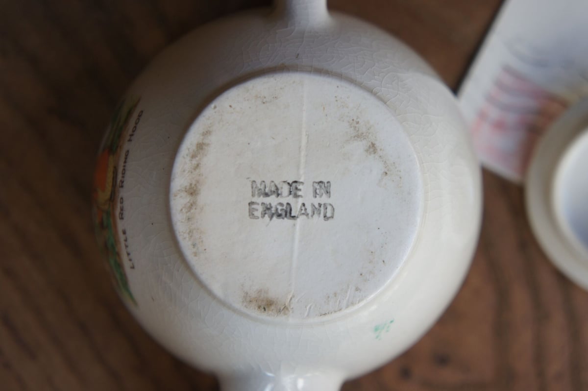 赤ずきんちゃんのおままごとポット 陶器 イギリス ビンテージ