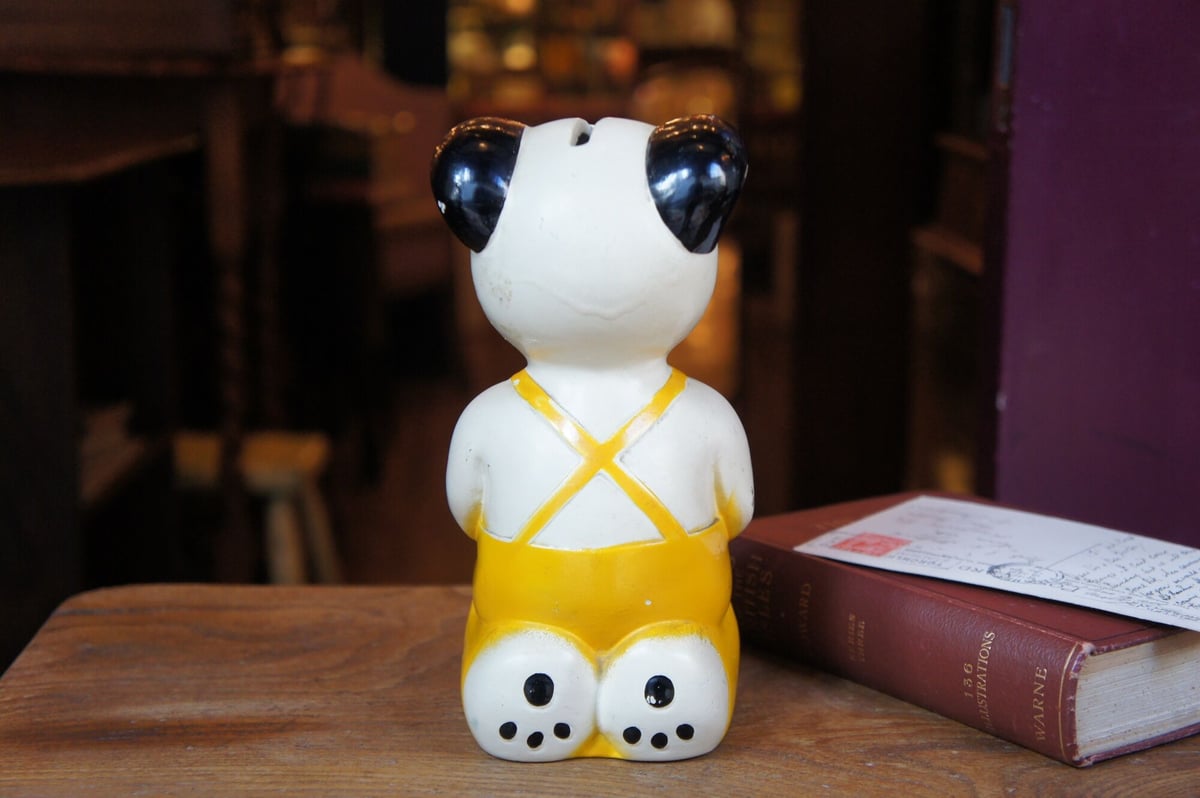 イギリス　ビンテージ　SOOTY 貯金箱缶　スーティー fit=scale-down,w=1200