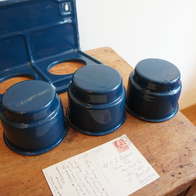 ビンテージ容器4点 E4047 ホーローシャボンラック ビンテージ オランダ | Antiques
