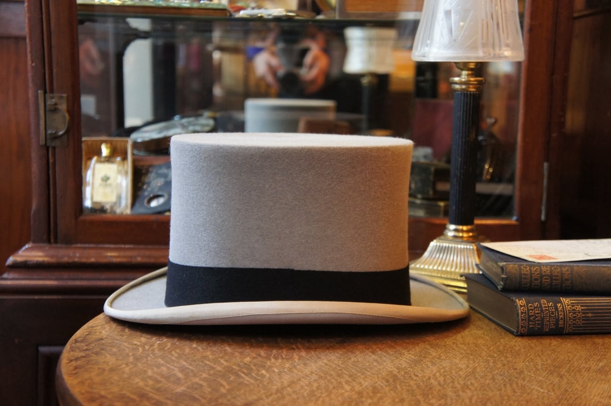 シルクハット イギリス製 ヴィンテージ ハット 美品 アンティーク G8138 シルクハット イギリス ビンテージ | Antiquesティンズコレクション