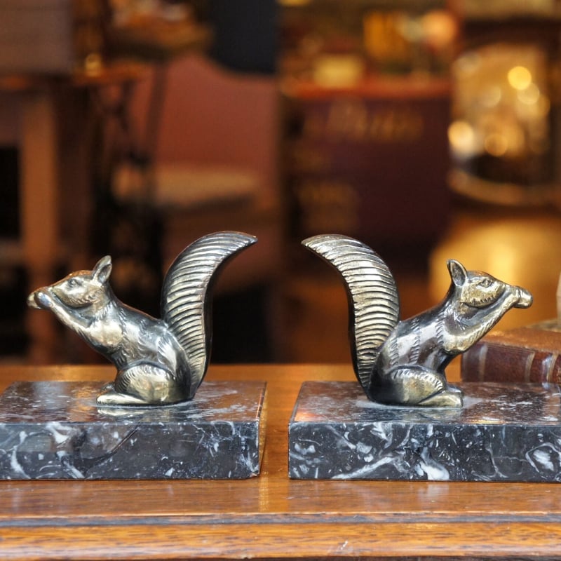 ブックエンド アンティーク イギリス りす | Antiquesティンズ