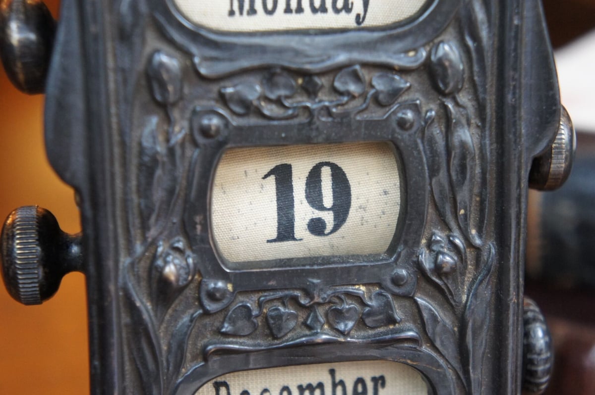 卓上カレンダー アンティーク イギリス | Antiquesティンズ