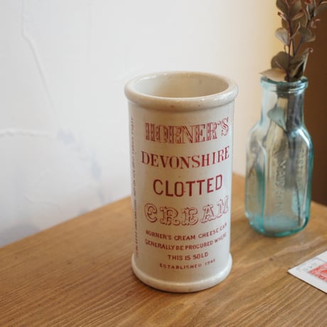 【イギリスアンティーク】クロテッドクリームポット　CLOTTED　CREAM イギリス〉1920年代 人気のアイテム HORNER'S CLOTTED CREAM