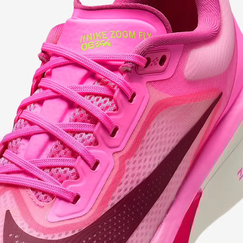 10/1販売スタート【HOLIDAY2025】ナイキ ウィメンズ ズームフライ6
