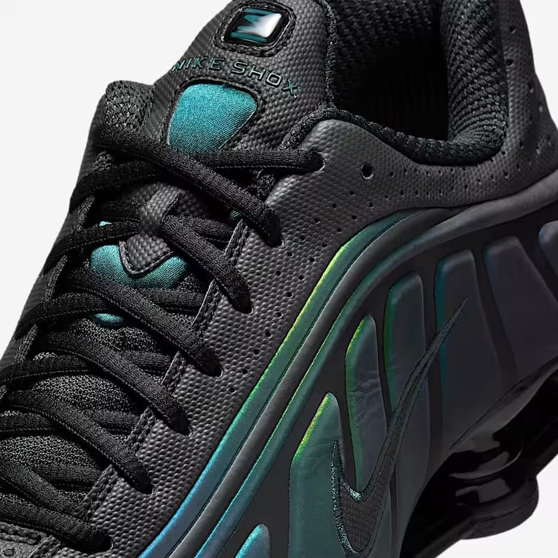 SALE30%OFF】NIKE ショックスR4 SE（ IM6596-001 ）※送料無料