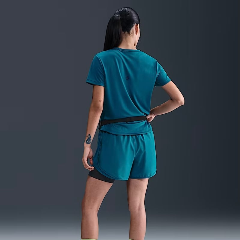 ナイキ ウィメンズ テンポ スウッシュ ラン ショートスリーブ