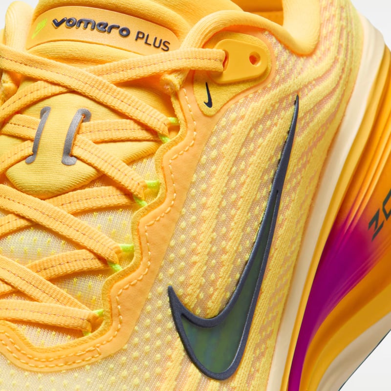 2/14 販売スタート【SPRING 2026 NEW】ナイキ ボメロプラス （HV8150-