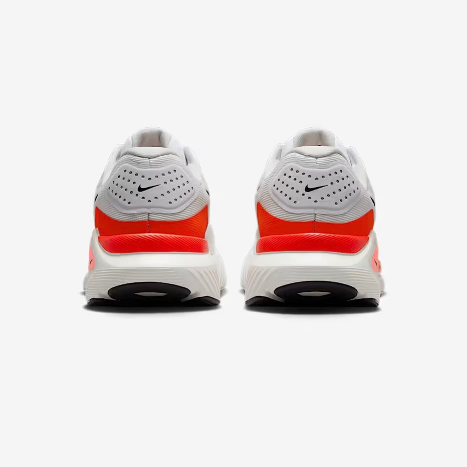 7/10販売スタート【Supportive Cushioning】ナイキ エアズーム