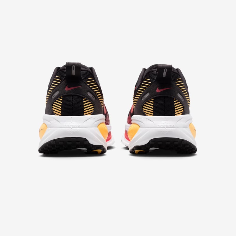 1/3 販売スタート【SPRING 2026 NEW】ナイキ ボメロ18 エクストラ