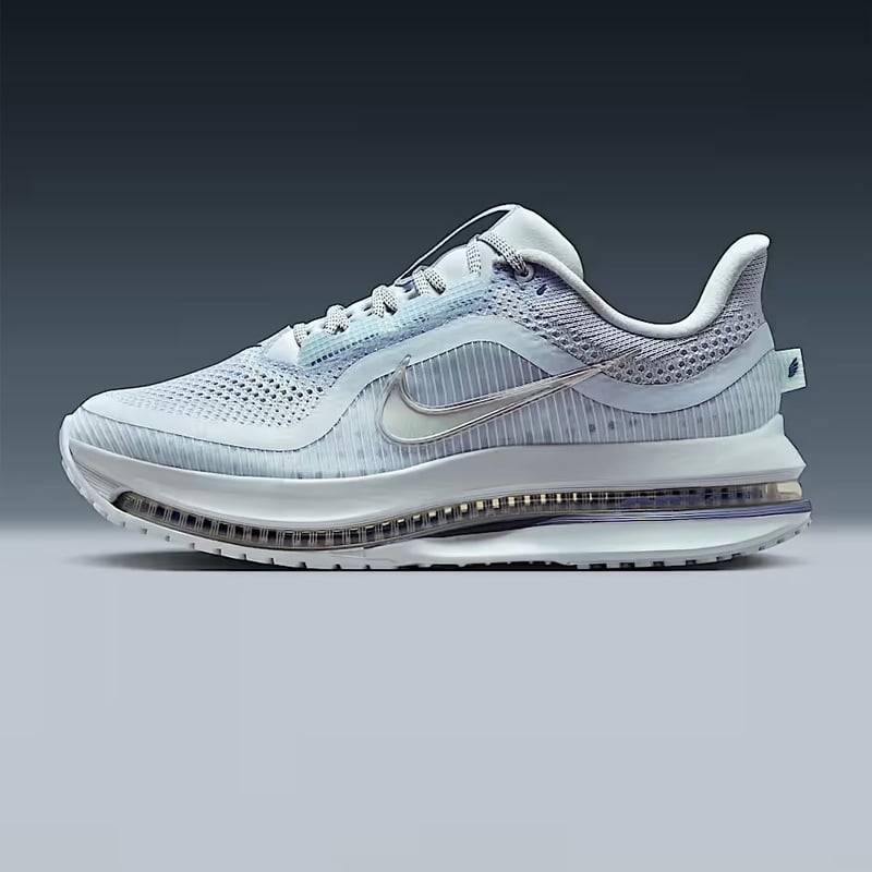 10/1販売スタート【HOLIDAY2025】ナイキ ウィメンズ ペガサス