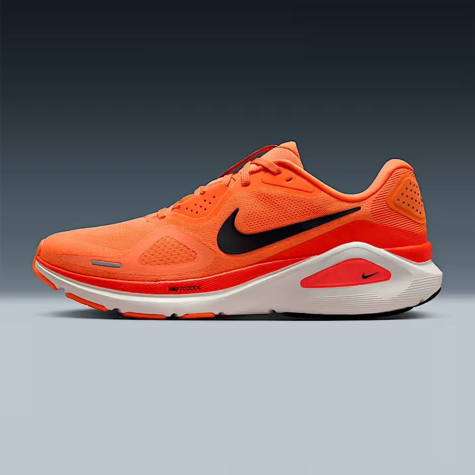 近日販売【Supportive Cushioning】ナイキ エアズーム