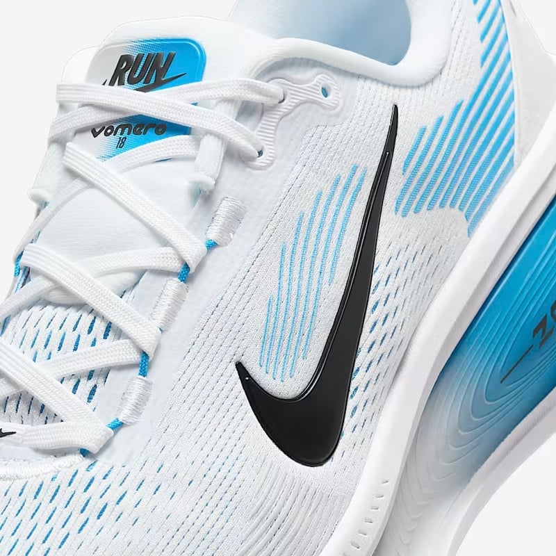 10/8 販売スタート【HOLIDAY 2025 NEW】ナイキ ボメロ18