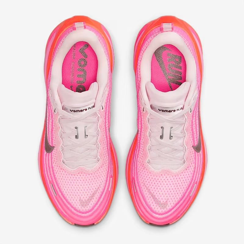 Nike Vomero Plus ナイキ ボメロ プラス 美品 ナイキ ボメロ プラス HV8154 (ランニングシューズ) 価格比較