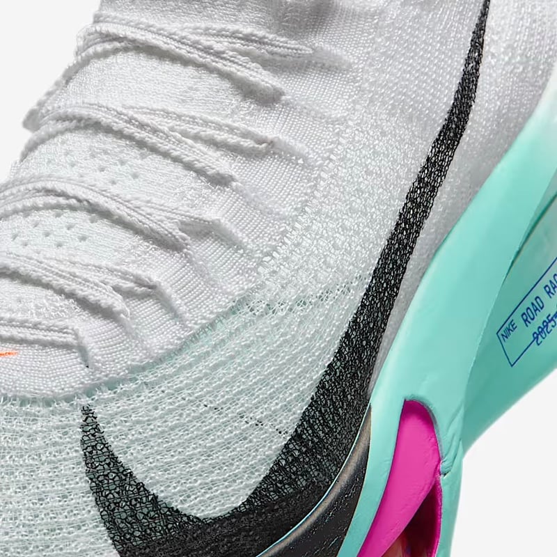 10/1販売スタート【HOLIDAY2025】ナイキ ウィメンズ エアズーム