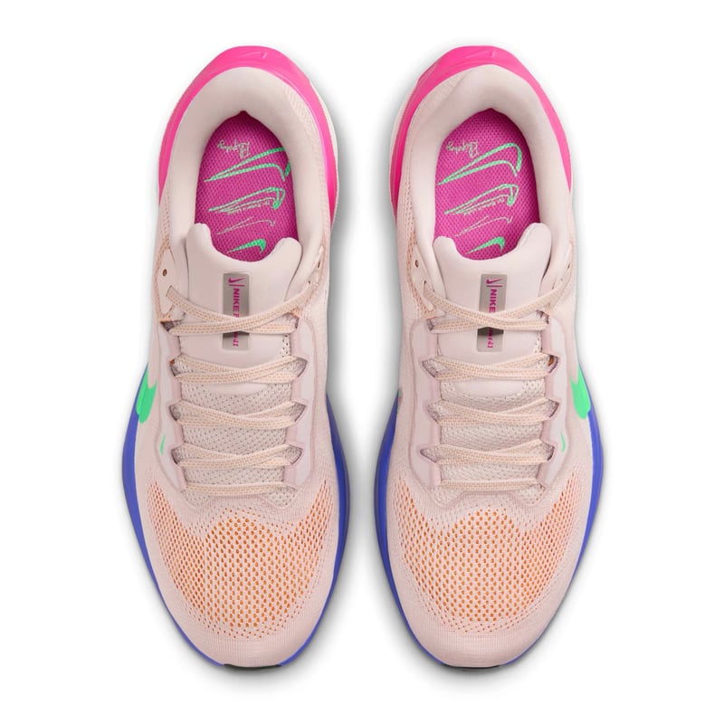 10/30 販売スタート【HOLIDAY 2025 】ナイキ エアズームペガサス41 EK