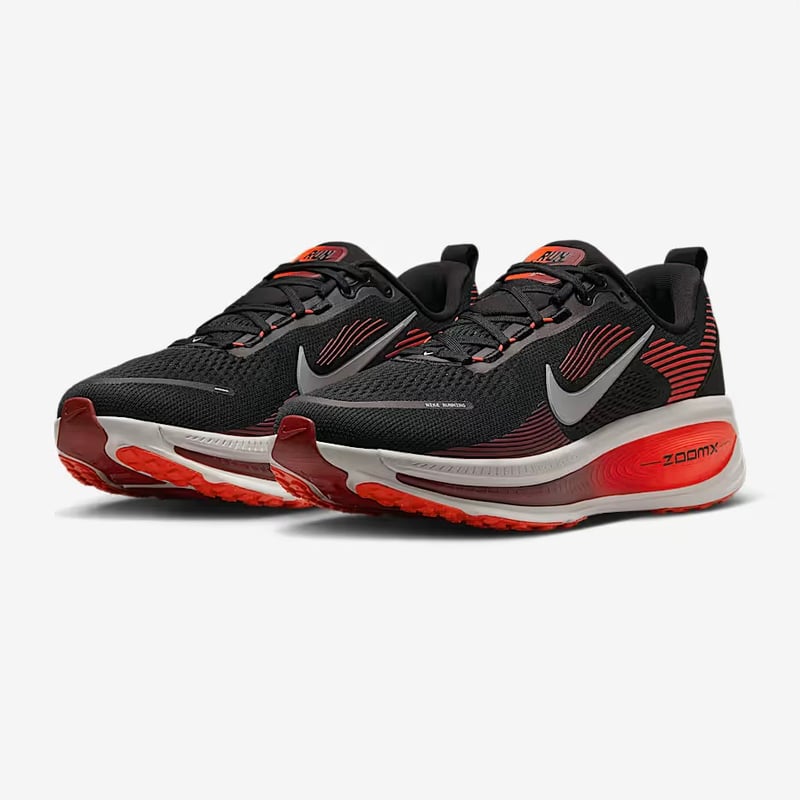 【完売品】Nike ボメロ18 新品未使用 ナイキが新作シューズ「ナイキ ボメロ 18」を発売 シリーズ最厚