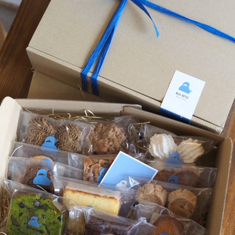 お菓子BOX（3240円） | BLUE KETTLE