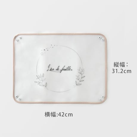 Lien de famille もぐもぐ5点セット !  EVAエプロン&マット&食器&カトラリーのギフトセット