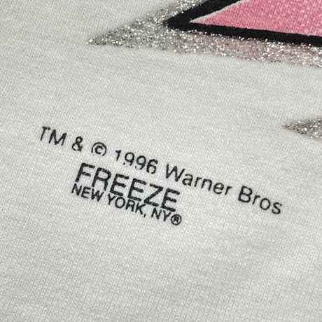 LOONEY TUNES THE BIRD IS DA WORD WHITE LARGE 7517