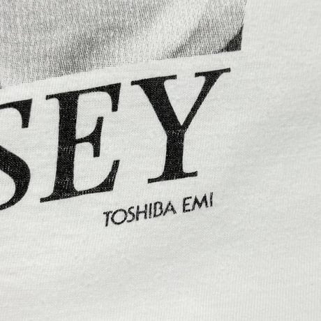 MORRISSEY TOSHIBA PROMO PORTRAIT WHITE LARGE 0054