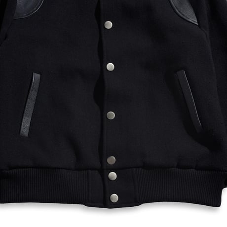 UNTORN COdee Cozy Varsity Jacket