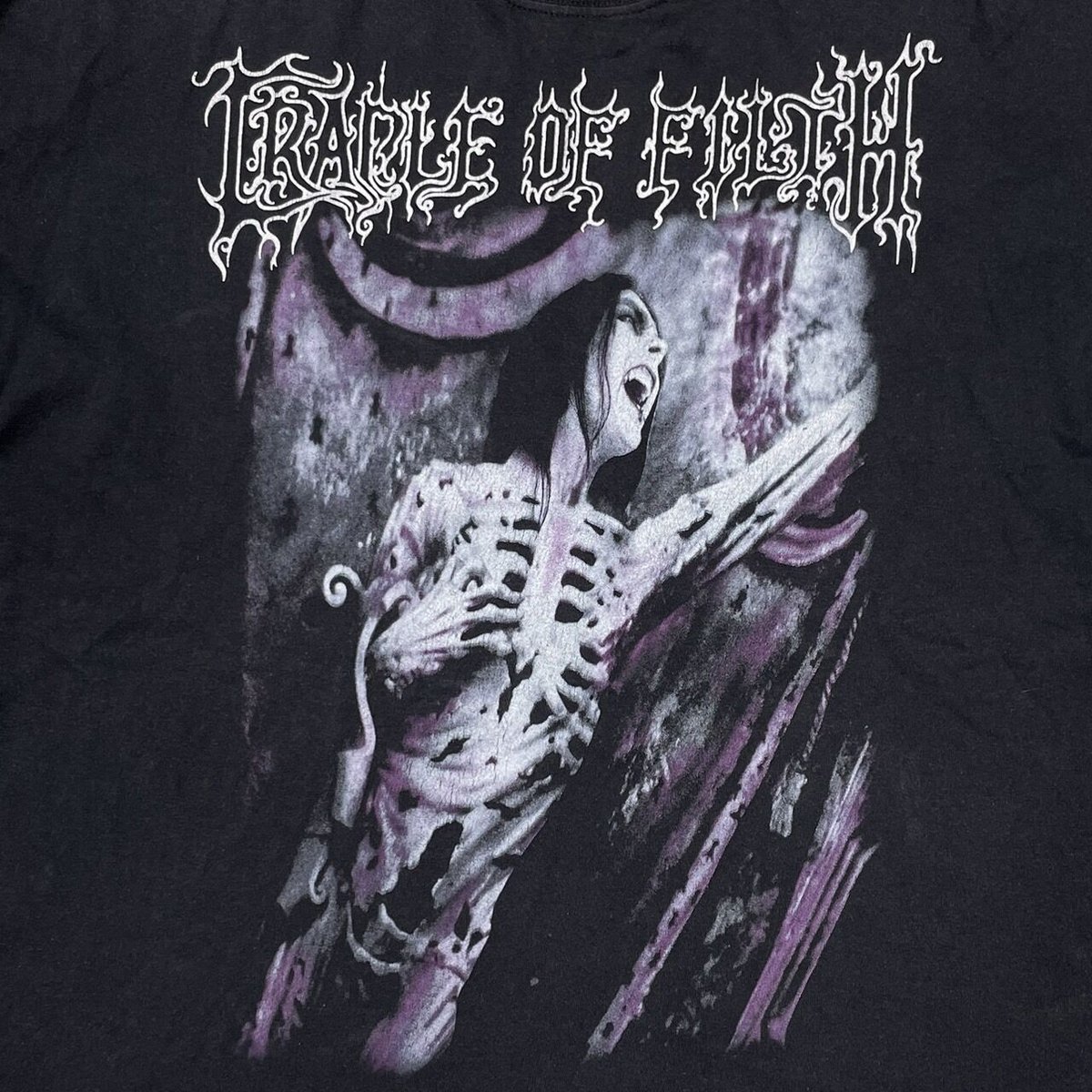 CRADLE OF FILTH TOTAL FUCKING DARKNESS LS SCREE...