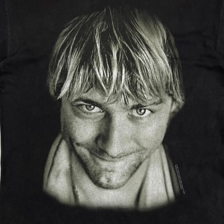 NIRVANA 1998 KURT COBAIN MEMORIAL BLACK GINAT LARGE 2547