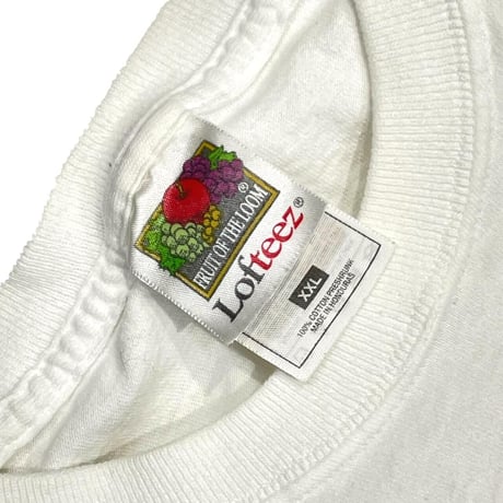 DISNEY VINTAGE MICKEY MOUSE WHERE MAGIC COMES TO LIFE WHITE FRUIT OF THE LOOM XXL 0478