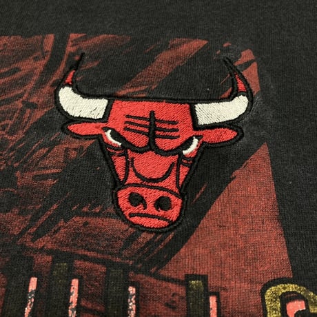 NBA CHICAGO BULLS EMBROIDERY LOGO TEE XL 7671