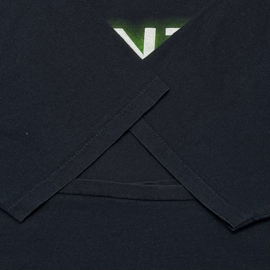 6988467aa2eab2255c3d9bfd