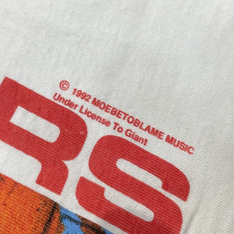 RED HOT CHILI PEPPERS BIKINI WALL 1992 WHITE GI