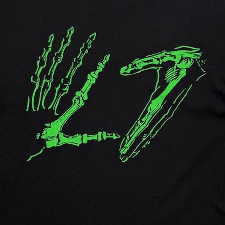 L7 BONE HAND SIGN LS GIANT BY TEE JAYS LARGE 0150