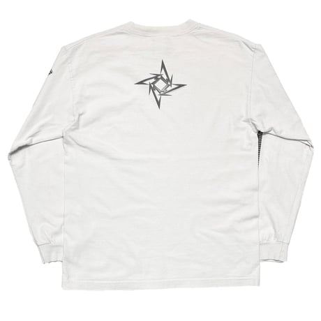 METALLICA 2002 POWERED BY METALLICA LS WHITE GIANT MEDIUM 3886