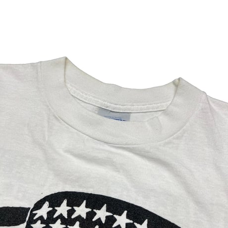 RAGE AGAINST THE MACHINE BARBARA KRUGER Who is bought and sold? WHITE TULTEX LARGE 8500