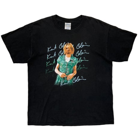 NIRVANA KURT COBAIN DRESS WEARING M&O LARGE 3008