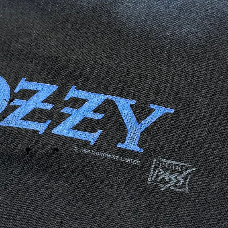 OZZY OSBOURNE BLUE PORTRAIT BACKSTAGE PASS FITS