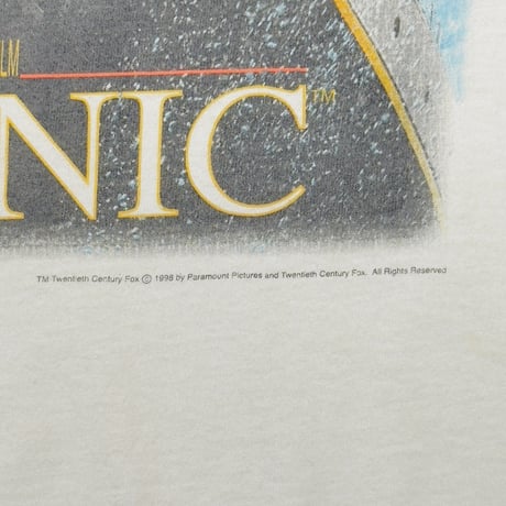 TITANIC 1998 MOVIE PROMO WHITE FITS LARGE 5726