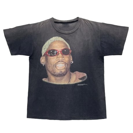 DENISS RODMAN 1996 BIG FACE TEE FITS LIKE XL 5136