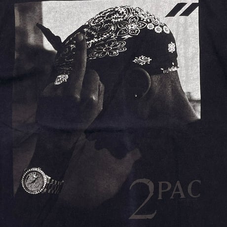 2PAC MEMORIAL MIDDLE FINGER DOUBLE SIDE FITS LARGE 9411
