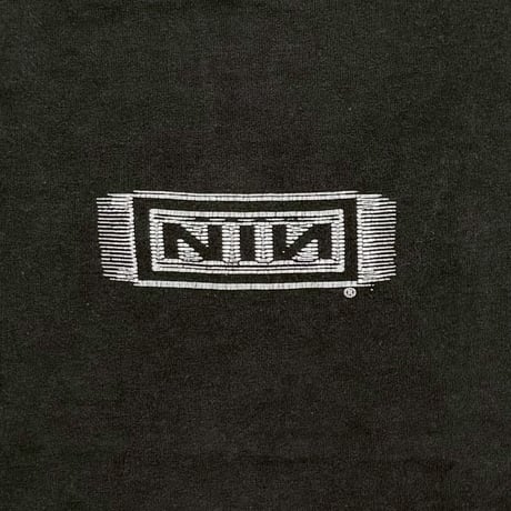 NINE INCH NAILS INVERTED BOX LOGO FRUIT OF THE LOOM MEDIUM 8684