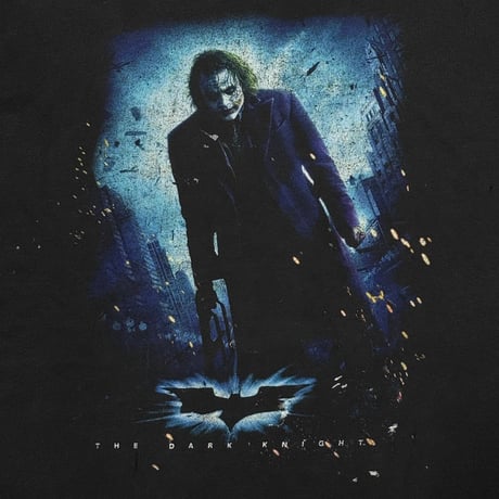 THE DARK KNIGHT JOKER STANDING IN GOTHAM CITY FITS XL 5911