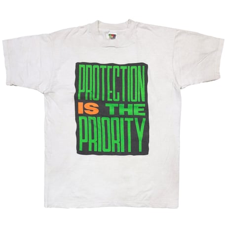 TLC PROTECTION IS THE PRIORITY WHITE FRUIT OF THE LOOM LARGE 1249