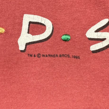 FRIENDS 1995 EMBROIDERY LOGO FADED RED FRUIT OF THE LOOM XL 6663